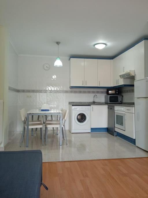 Apartamento Leila Posada De Llanes エクステリア 写真